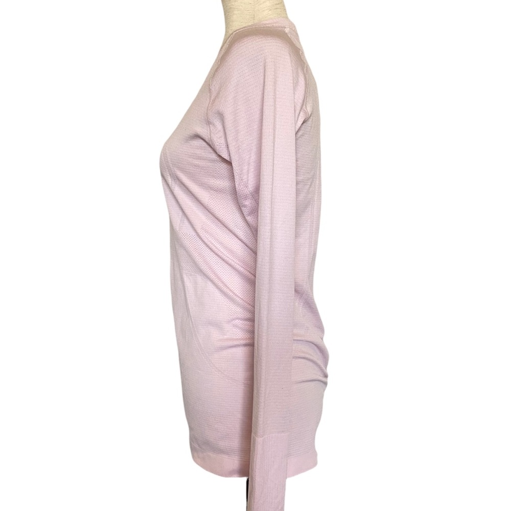 ⭐️ SOLD ⭐️ Lululemon Run Swiftly Long Sleeve Top Size 10 Pale Pink - Picture 6 of 8